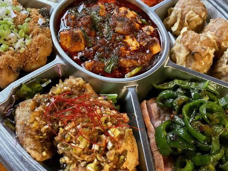 Local Chinese Food Shifan, Sapporo, Japan