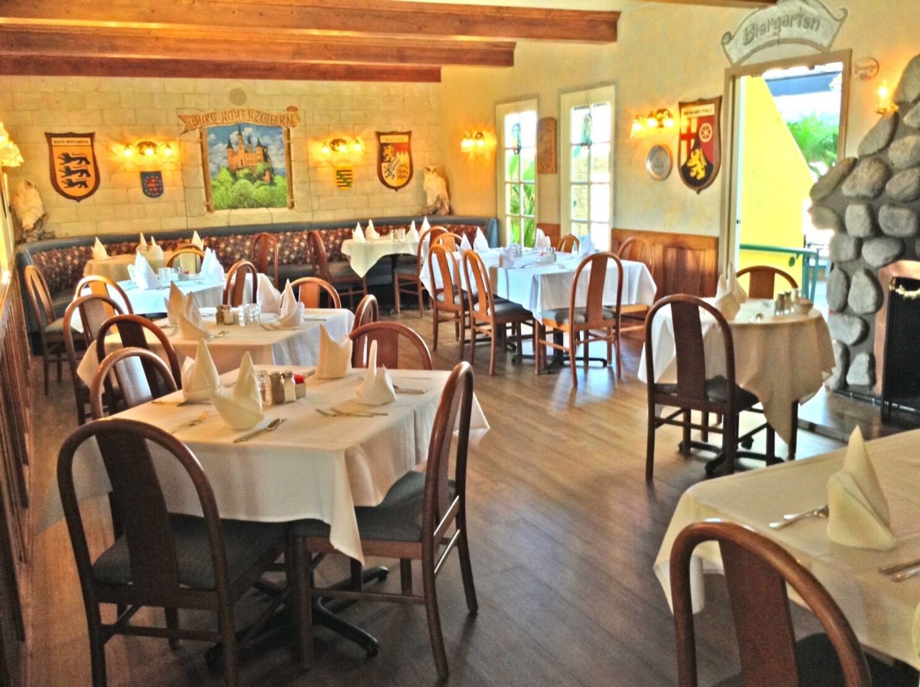 Kaiserhof Restaurant, Restaurant in San Diego