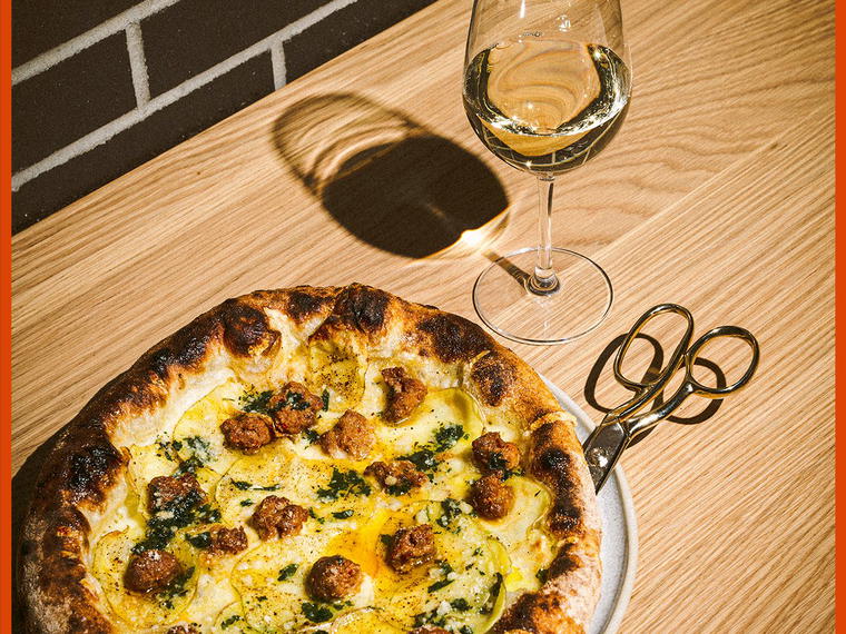 Pizzeria Sophia, Banff, Canada