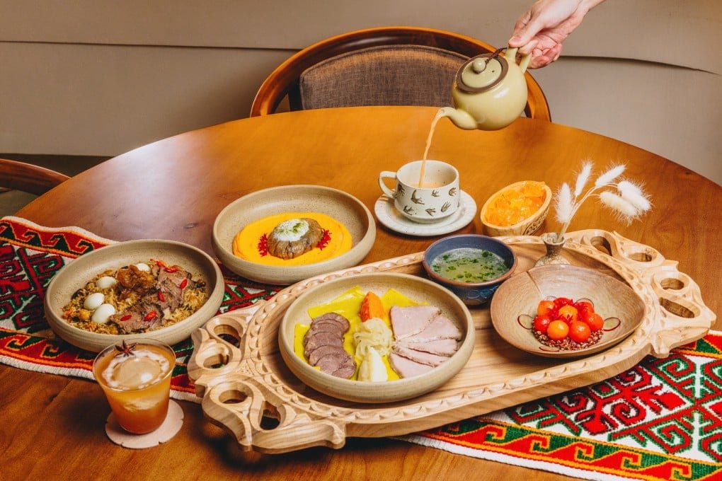 Yurt, Restaurant in Hong Kong