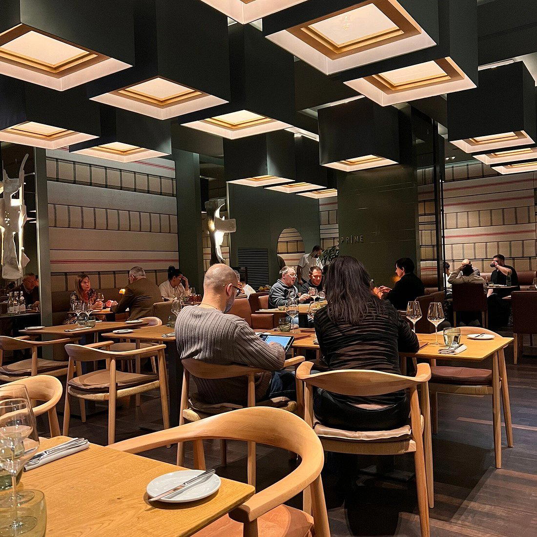 Restaurant Prime Steaks & Seafood