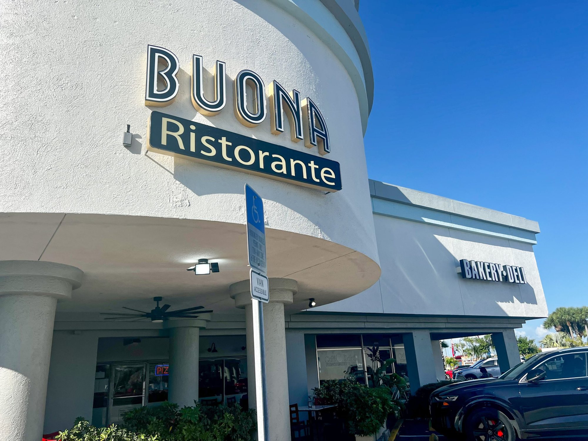 Buona Ristorante restaurant in St Pete Beach, United States