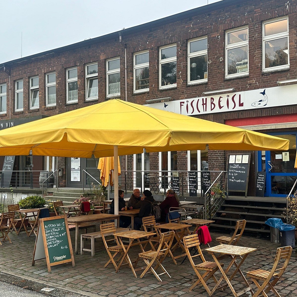 Fischbeisl, Hamburg, Germany