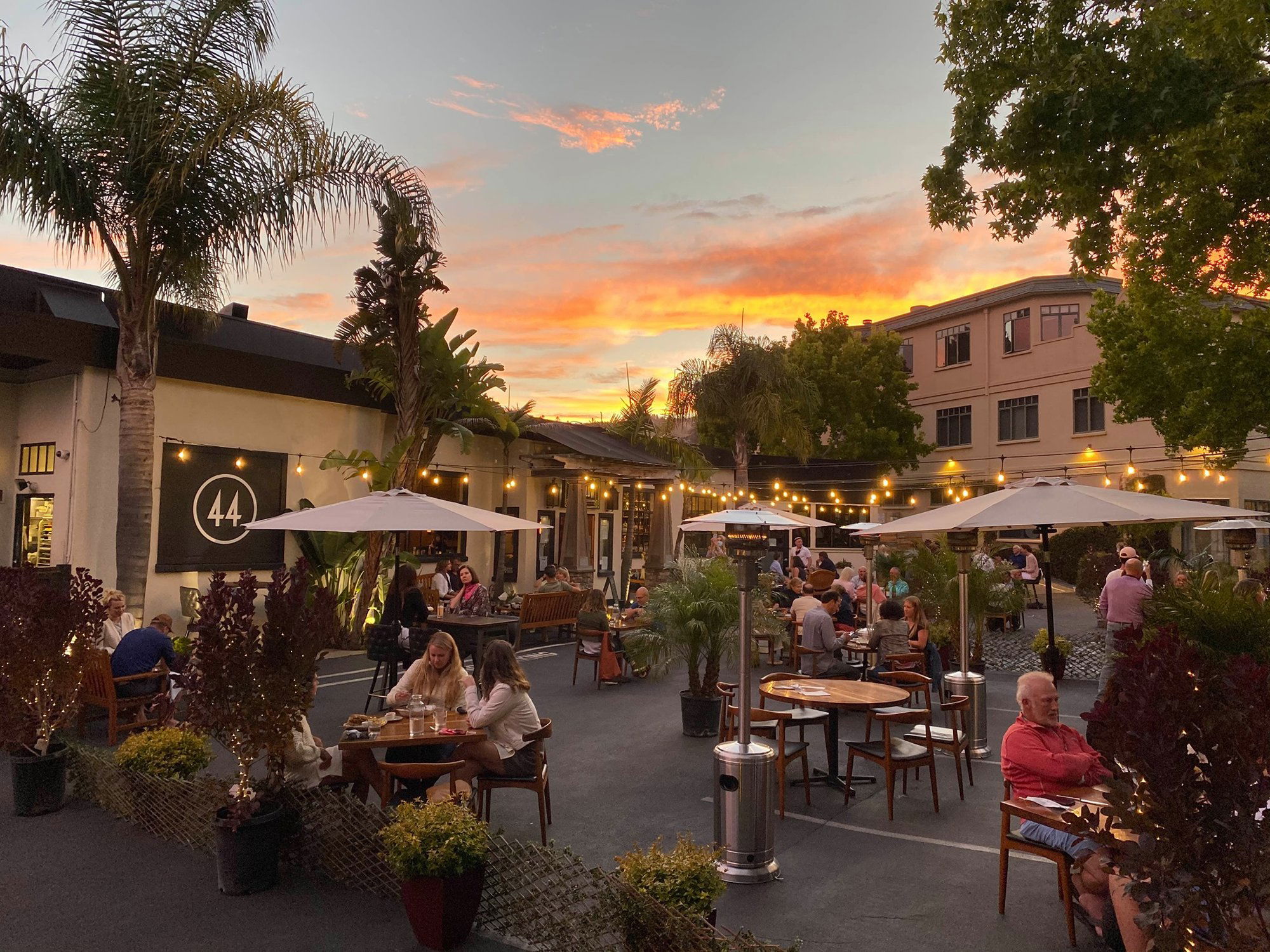Bungalow 44, Restaurant in Mill Valley
