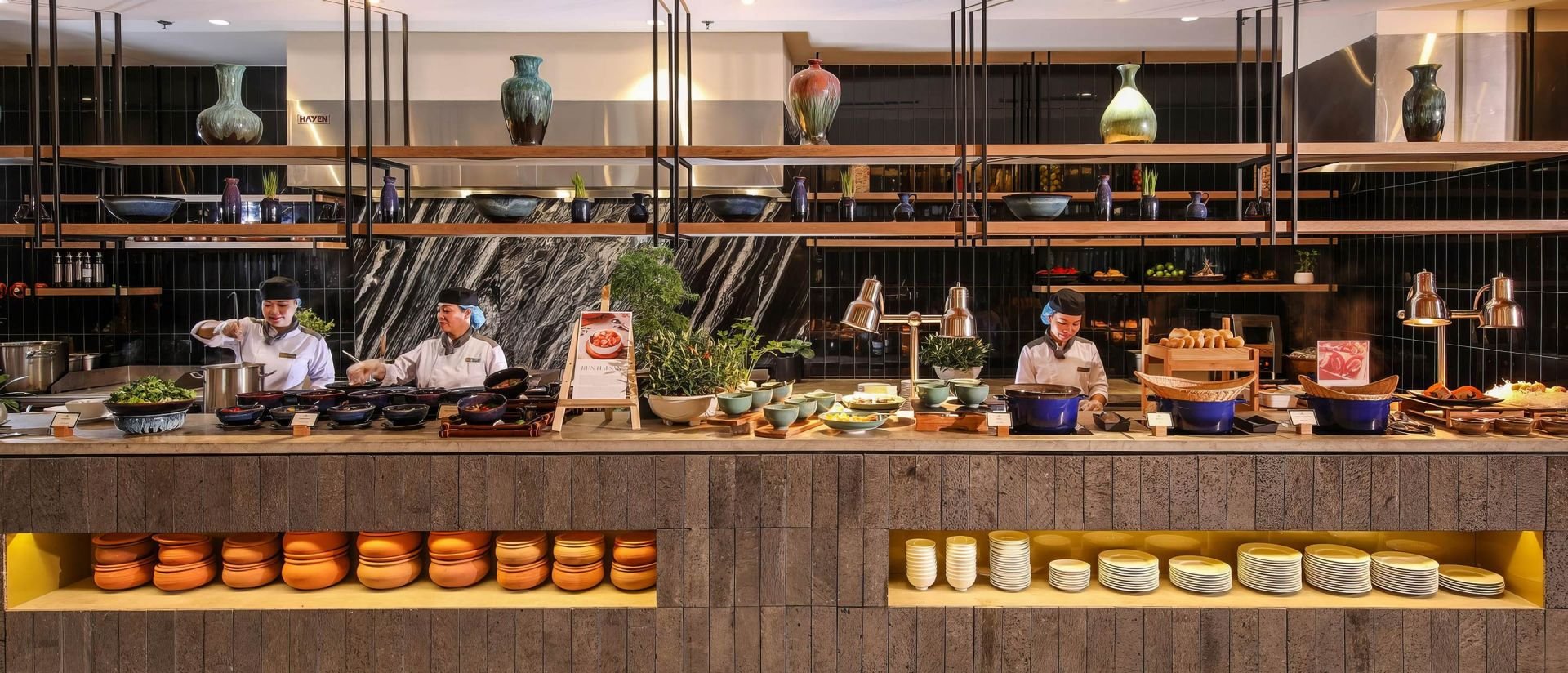 Bay Grill & Mixology