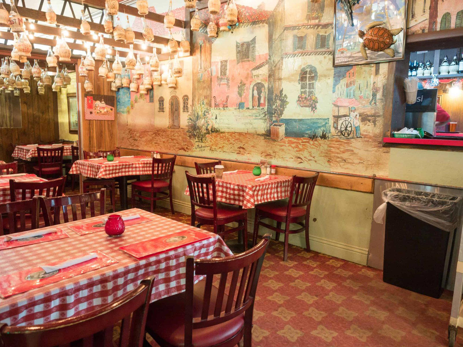 Filippi's Pizza Grotto, San Diego, United States