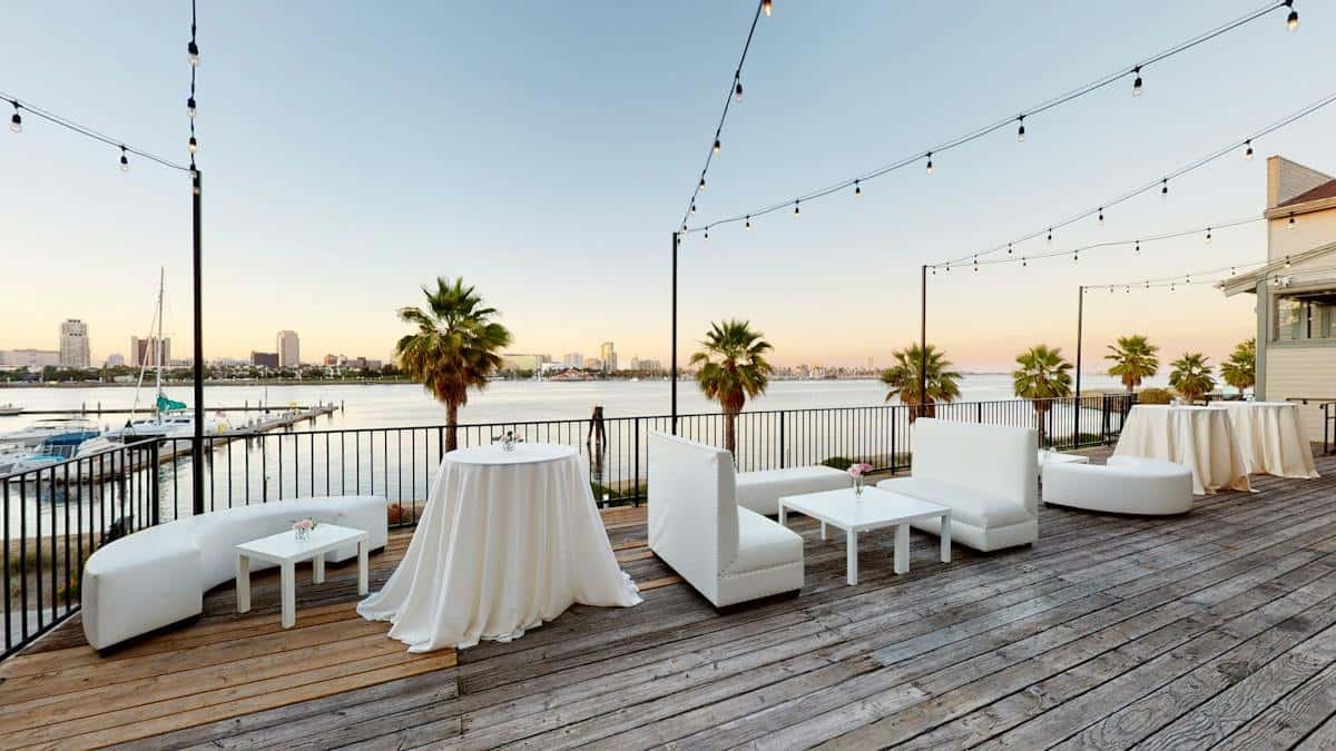 The Reef restaurant in Long Beach, United States