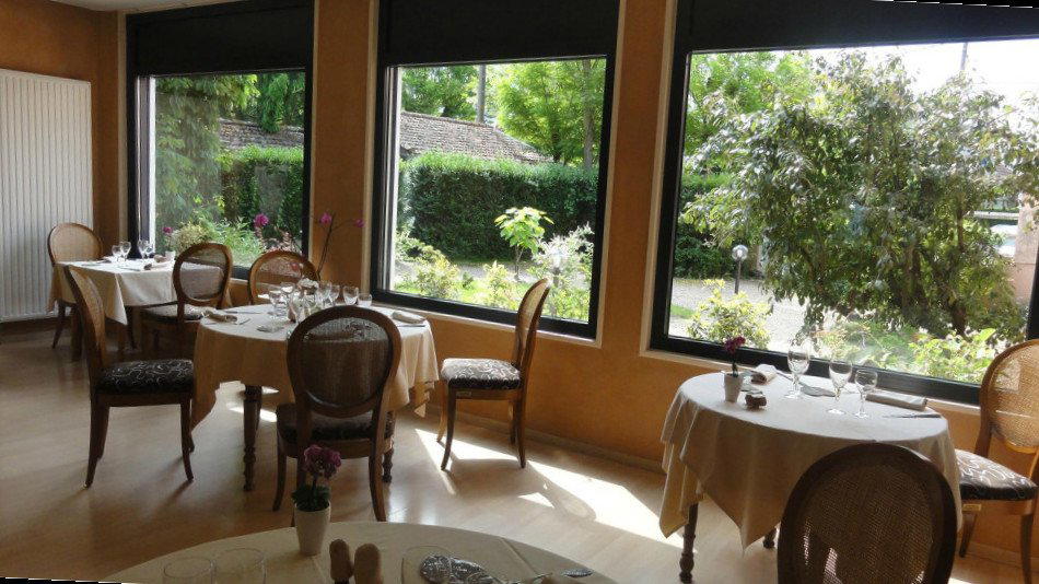 Chalet de la Boule d'Or, Feurs, France