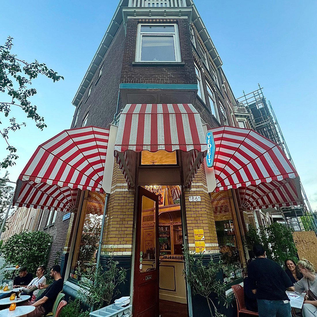 Café Pompette restaurant in Rotterdam, Netherlands