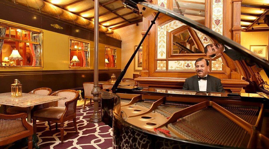 Orient Express, Restaurant in New Delhi