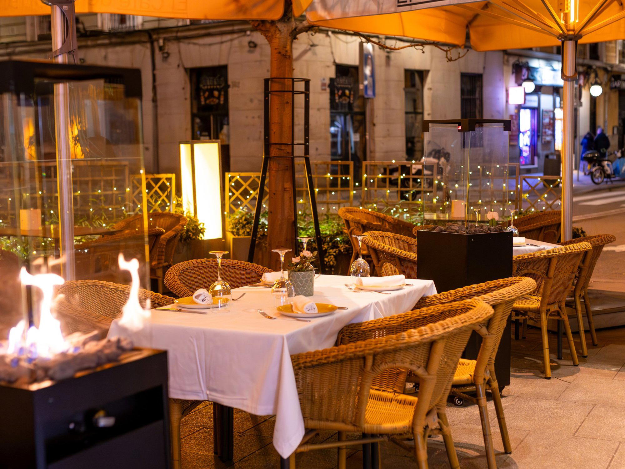 El Café de la Ópera restaurant in Madrid, Spain