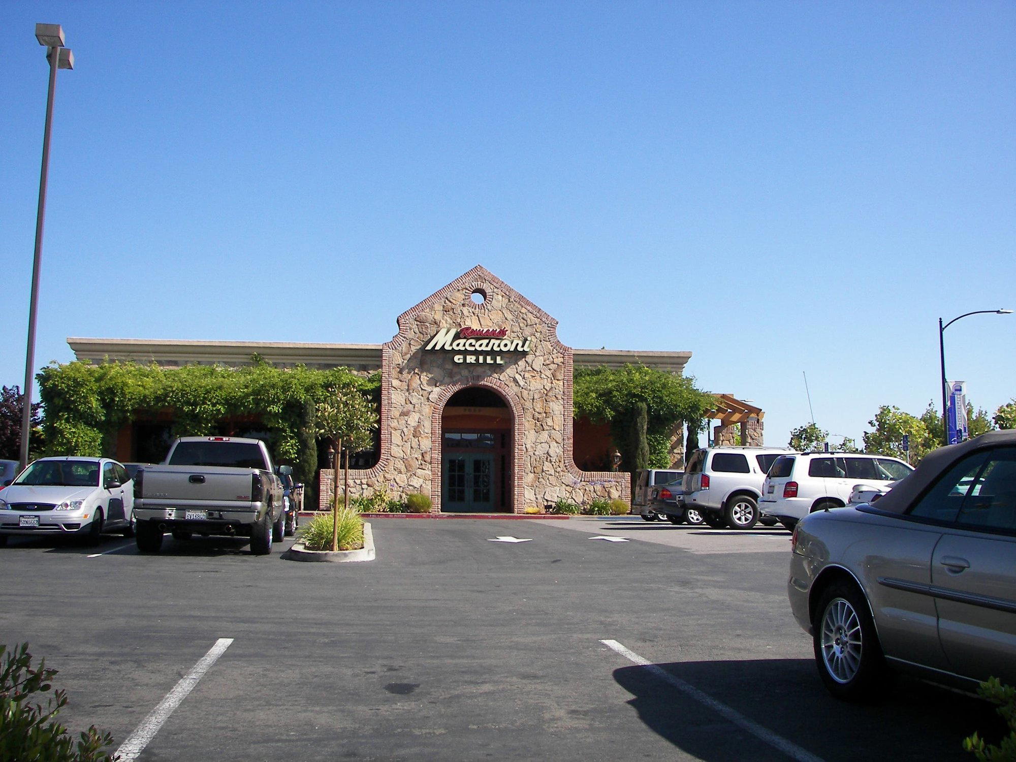Romano's Macaroni Grill, El Cerrito, United States