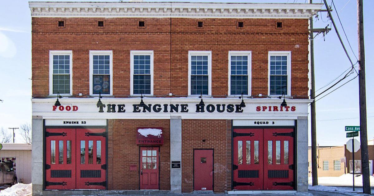 Engine 23 Squad 3 restaurant in Detroit, United States