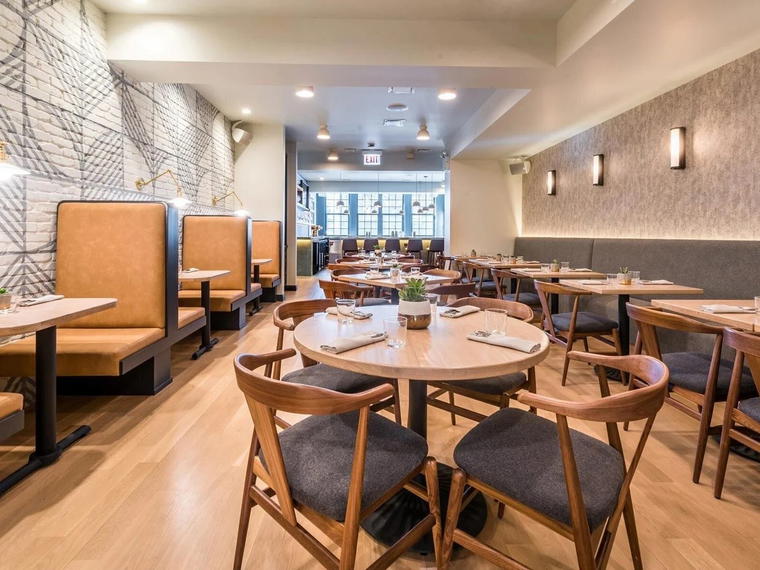 The Warbler, Chicago, United States