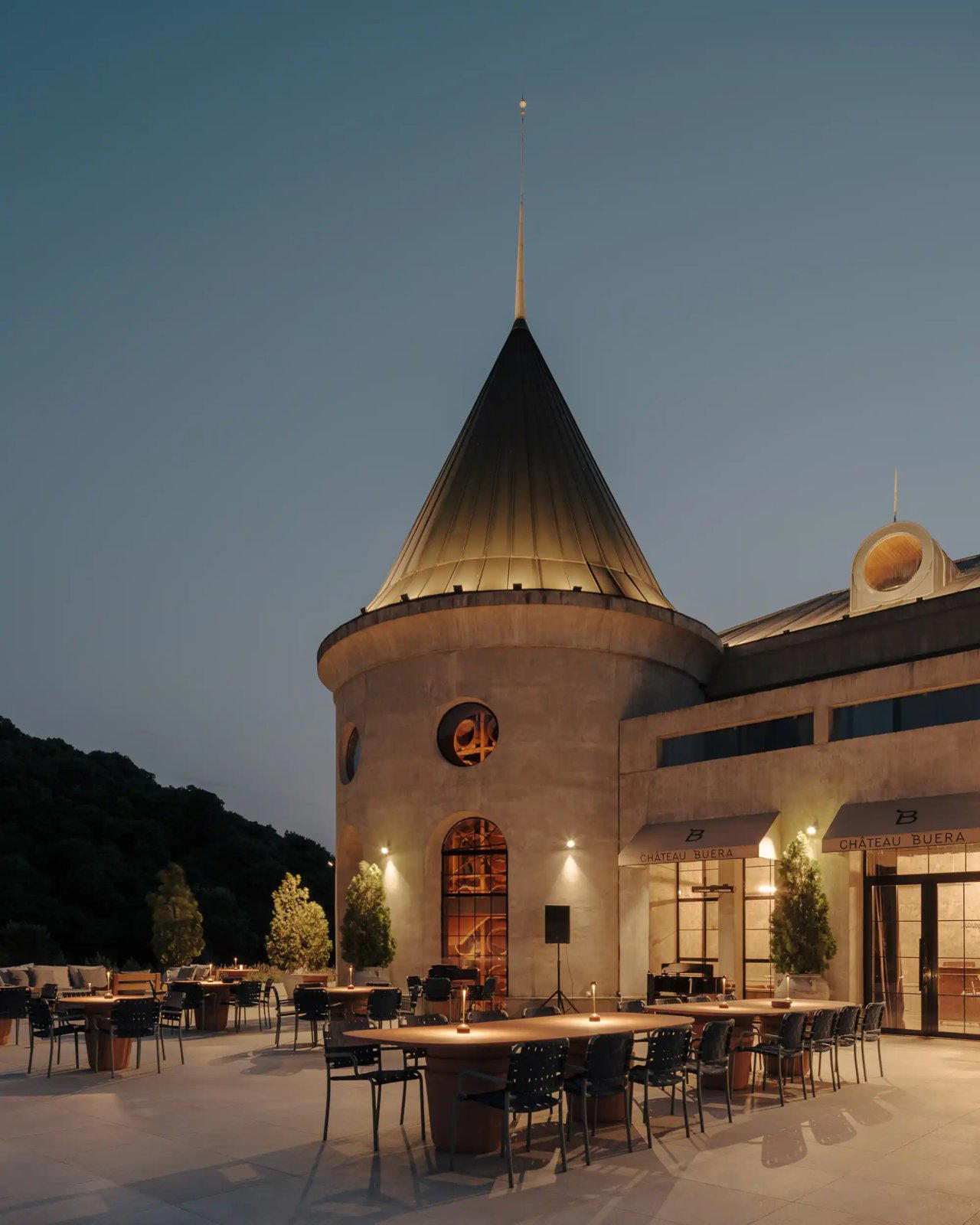 Chateau Buera restaurant in Napareuli