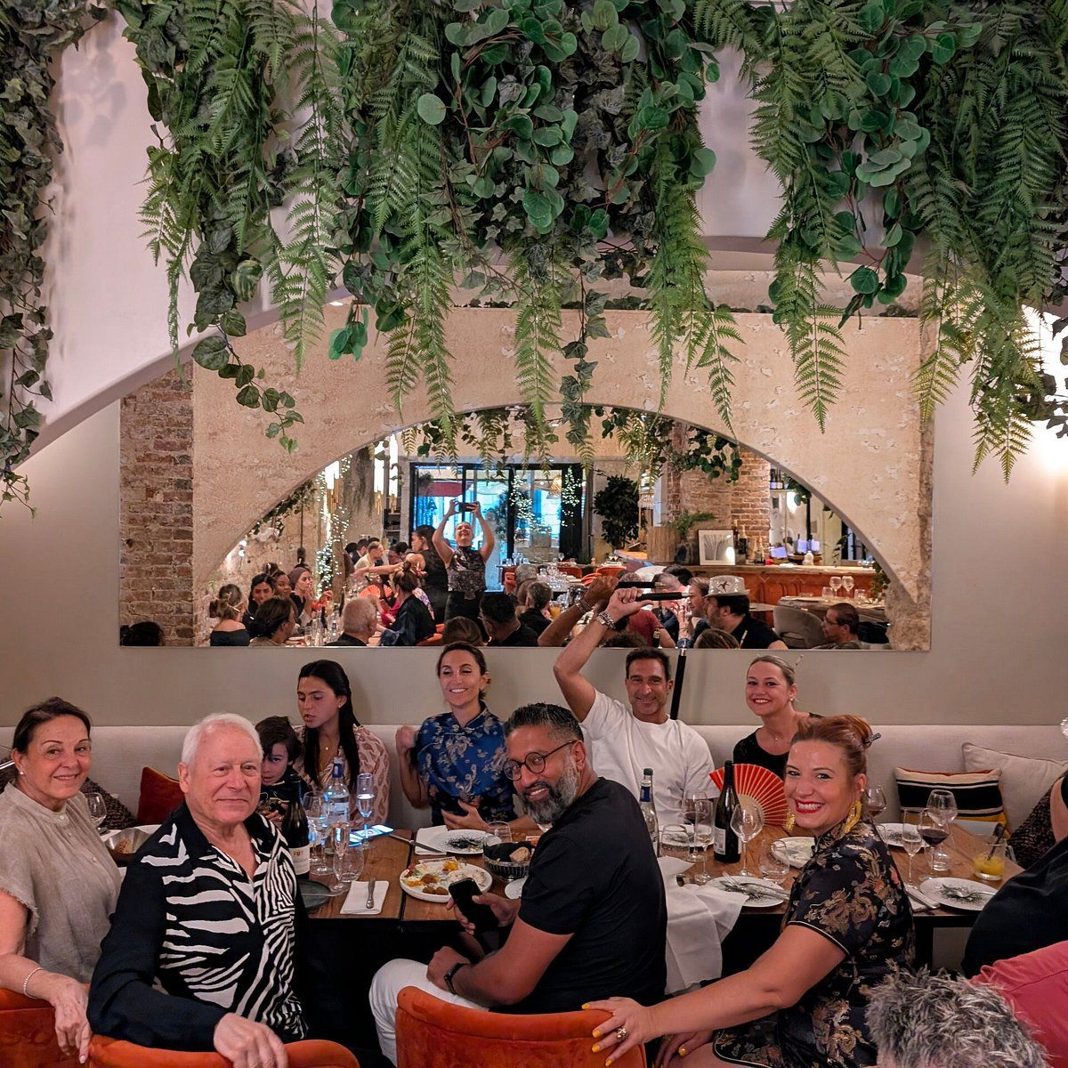 Paillettes - Paris, Restaurant in Paris