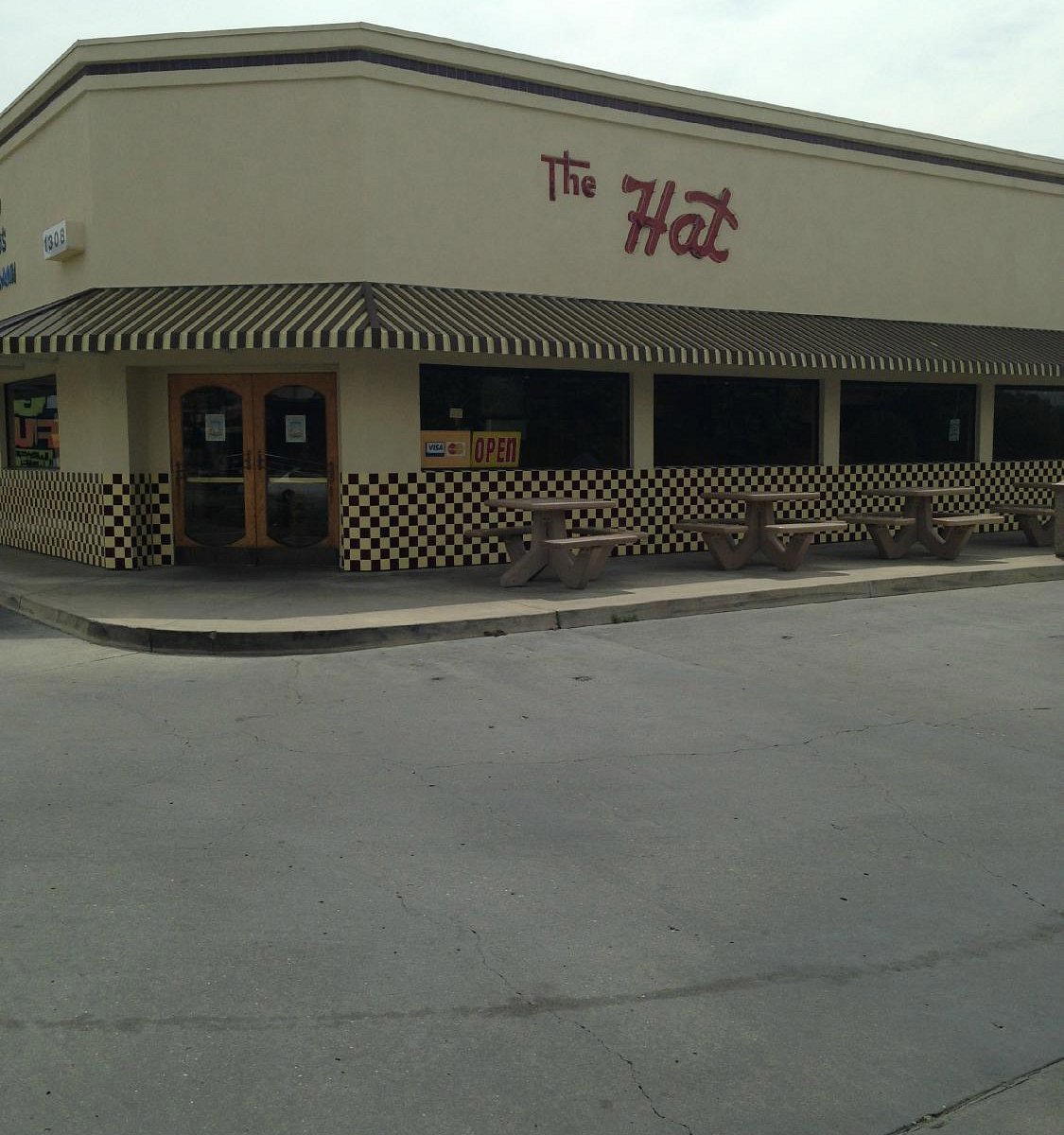 The Hat restaurant in Simi Valley, United States