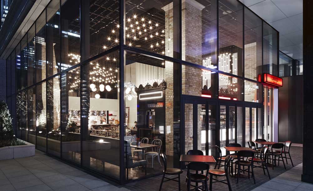 Dining & Bar Lavarock (ラヴァロック) restaurant in Tokyo, Japan