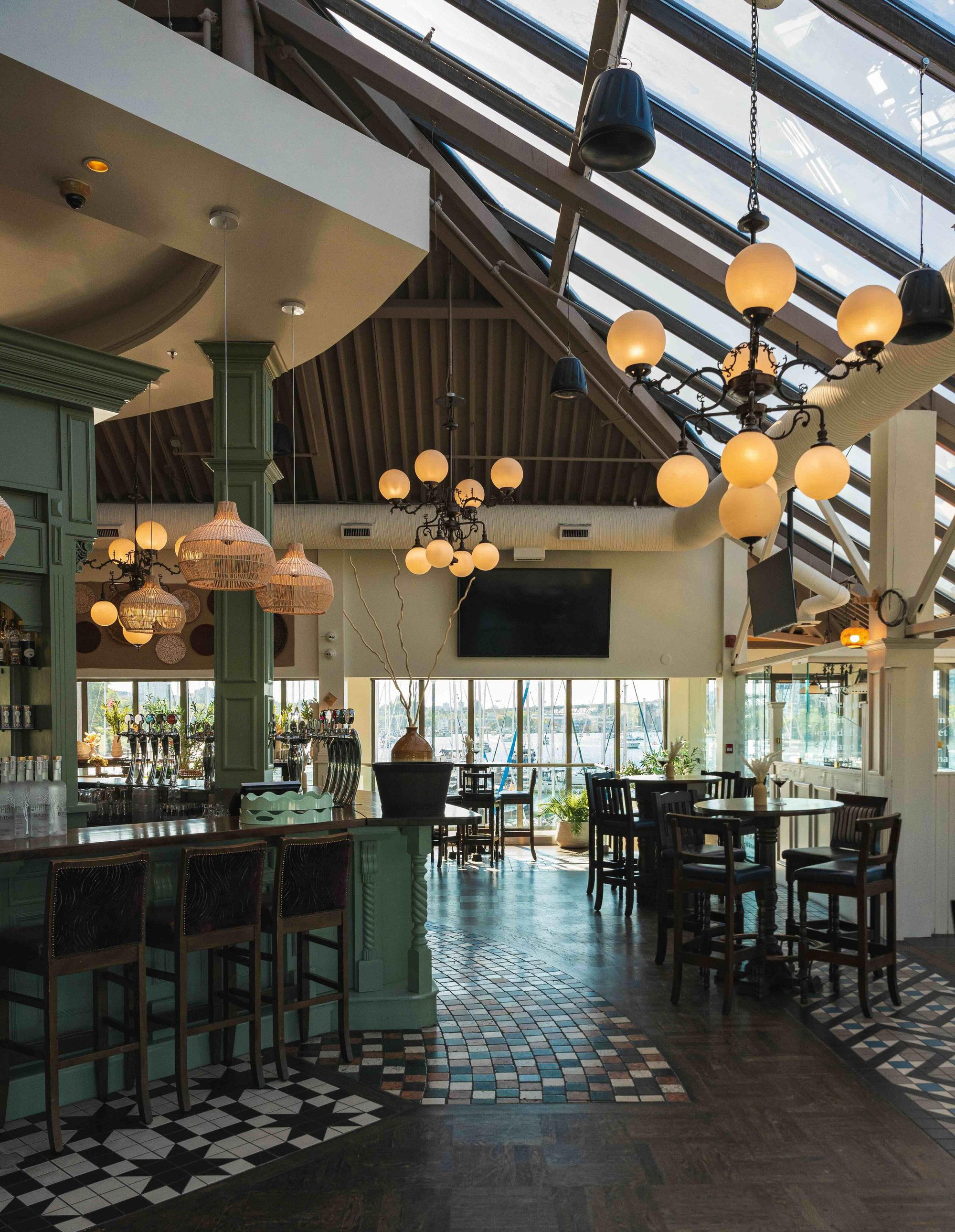 Bae Side Co., Restaurant in Vancouver