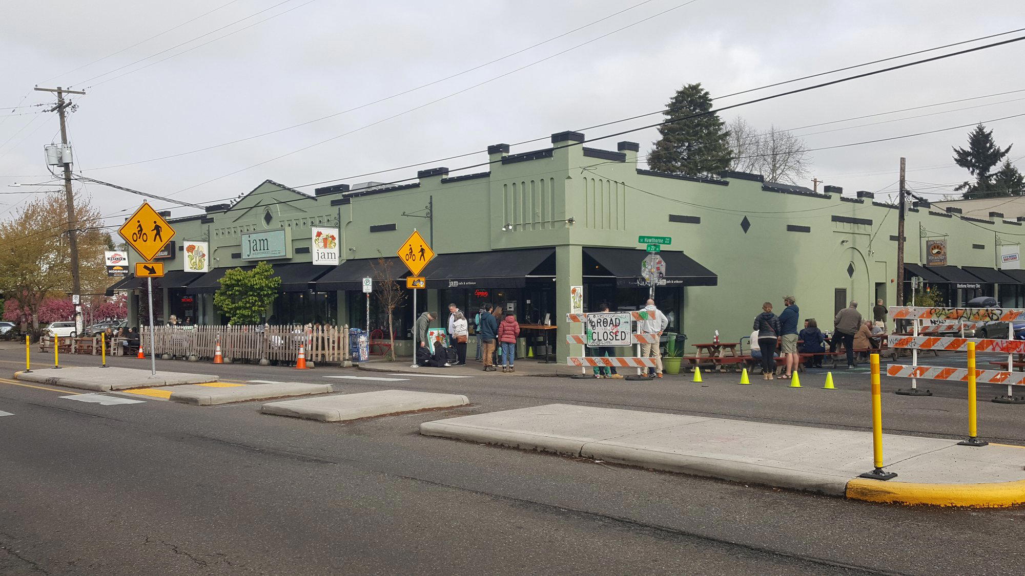Jam On Hawthorne restaurant in Portland, United States