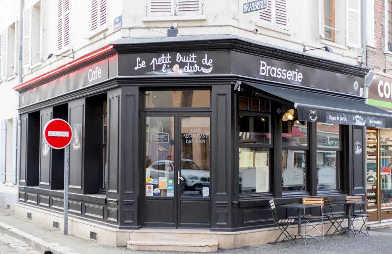 Le petit bruit de l'œuf dur restaurant in Evreux