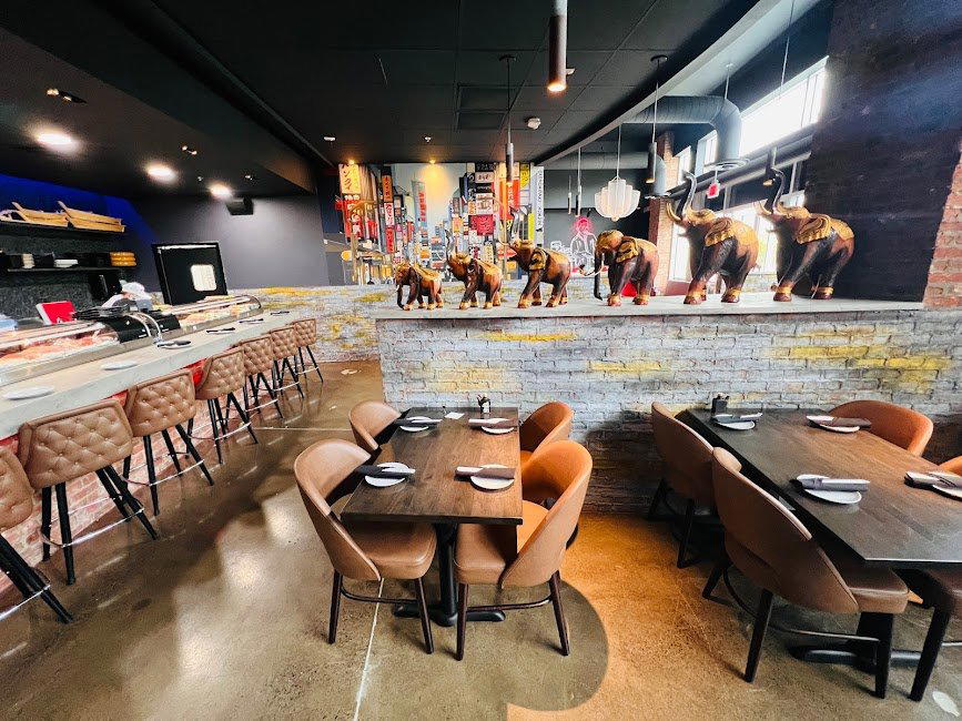 Moon Thai & Japanese restaurant in Charlotte, United States