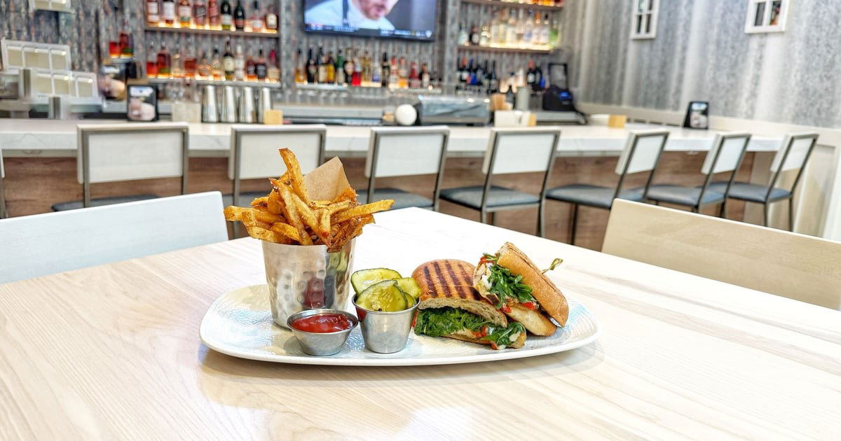 Juliannes Kitchen and Bar, Restaurant in Milton