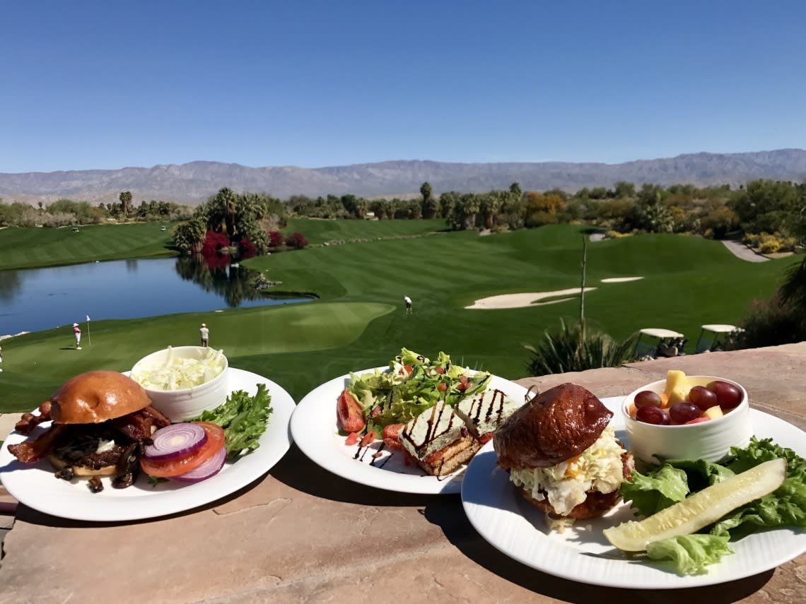 Desert Willow Golf Resort, Restaurant in Palm Desert
