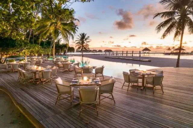Madi, Restaurant in Guraidhoo