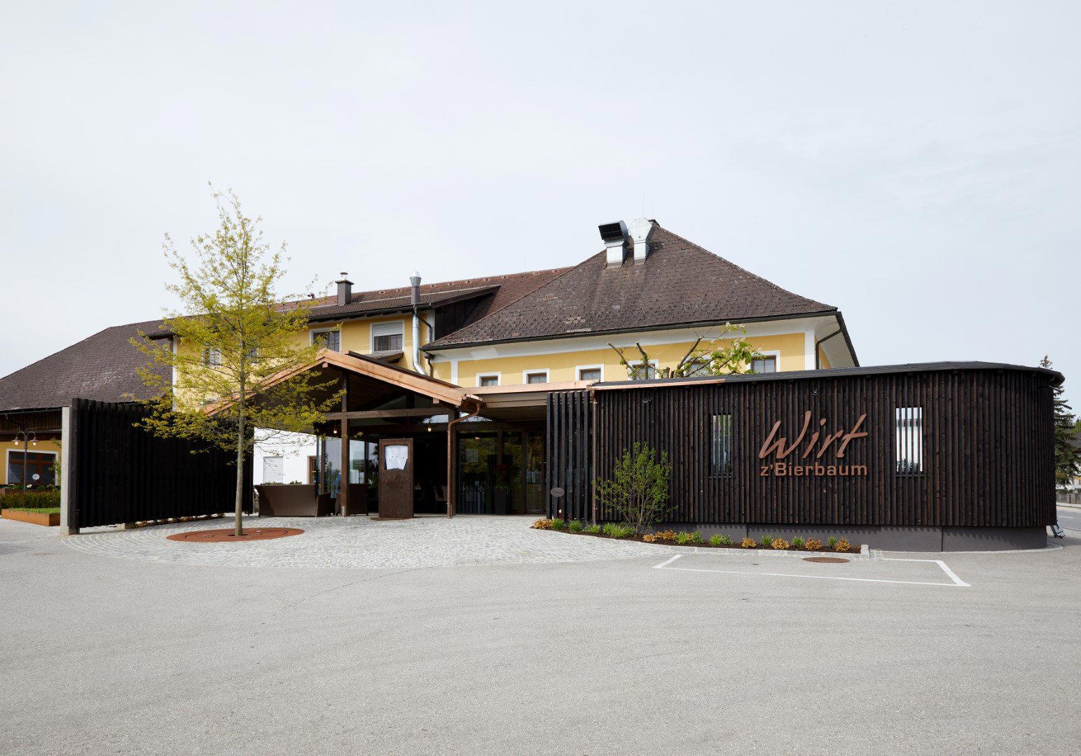 Wirt z'Bierbaum restaurant in Gampern, Austria