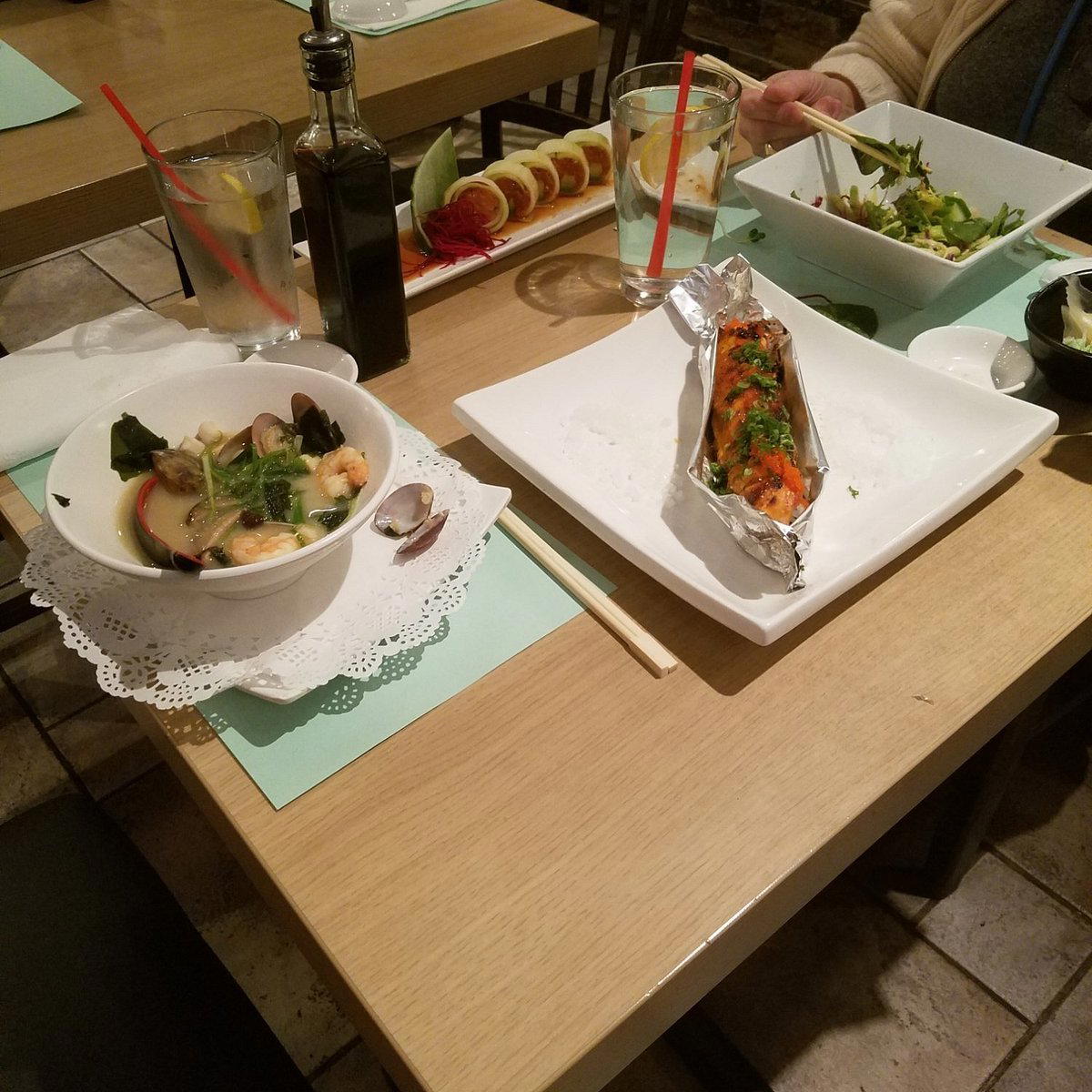 Sake House by Hikari restaurant in Culver City, United States
