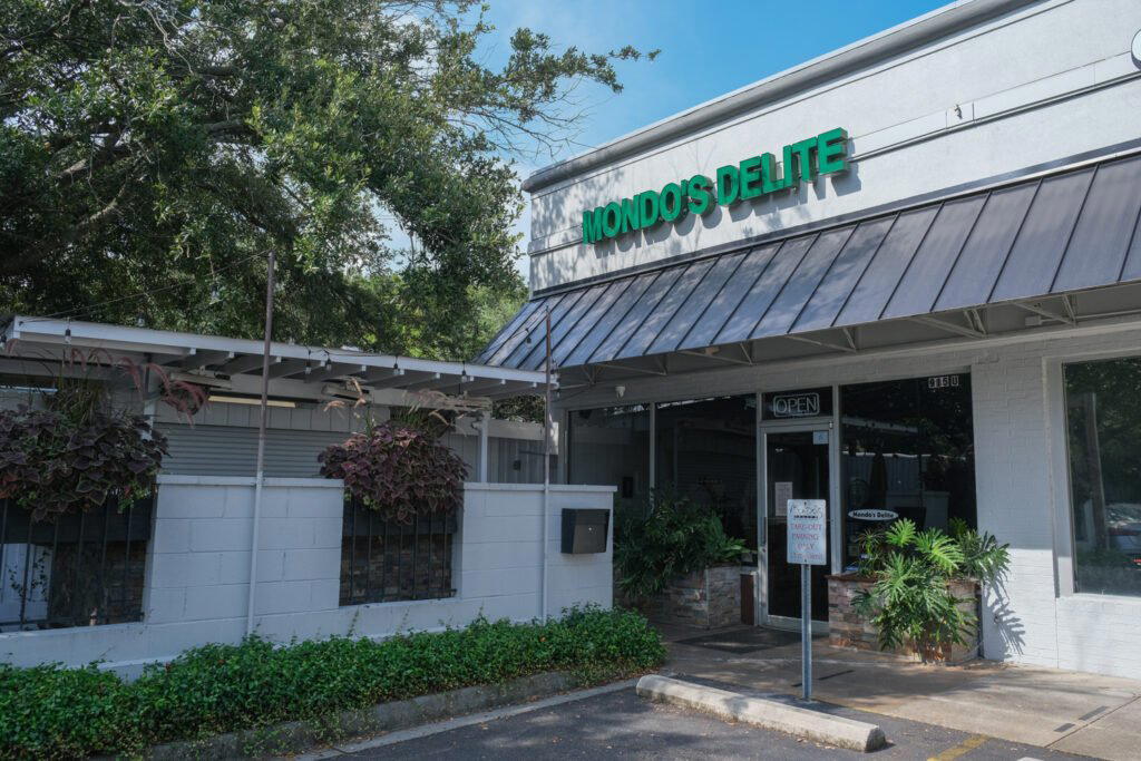 Mondo's Delite restaurant in Charleston, United States