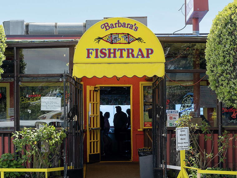 Barbara's Fishtrap, Half Moon Bay, United States