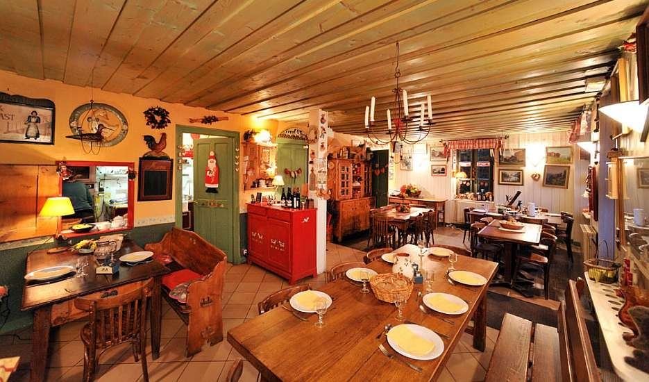 Restaurant La Crèmerie du Glacier restaurant in Chamonix, France