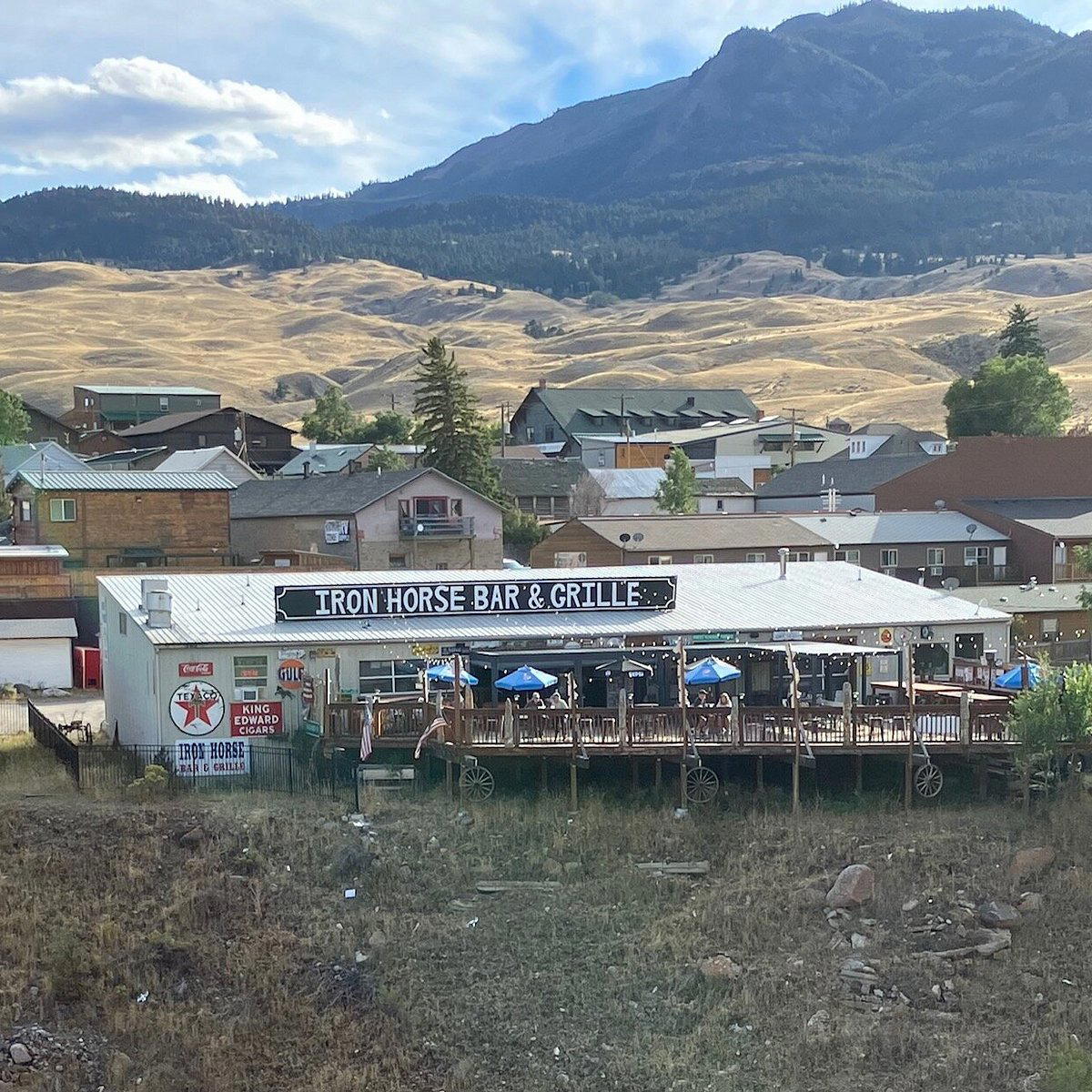 Iron Horse Bar and Grill restaurant in Gardiner