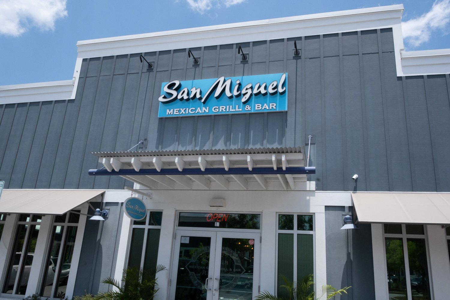 San Miguel Mexican grill & bar restaurant in Mount Pleasant