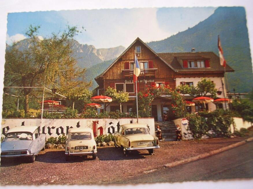 Aux Ducs de Savoie restaurant in Saint Gingolph, France