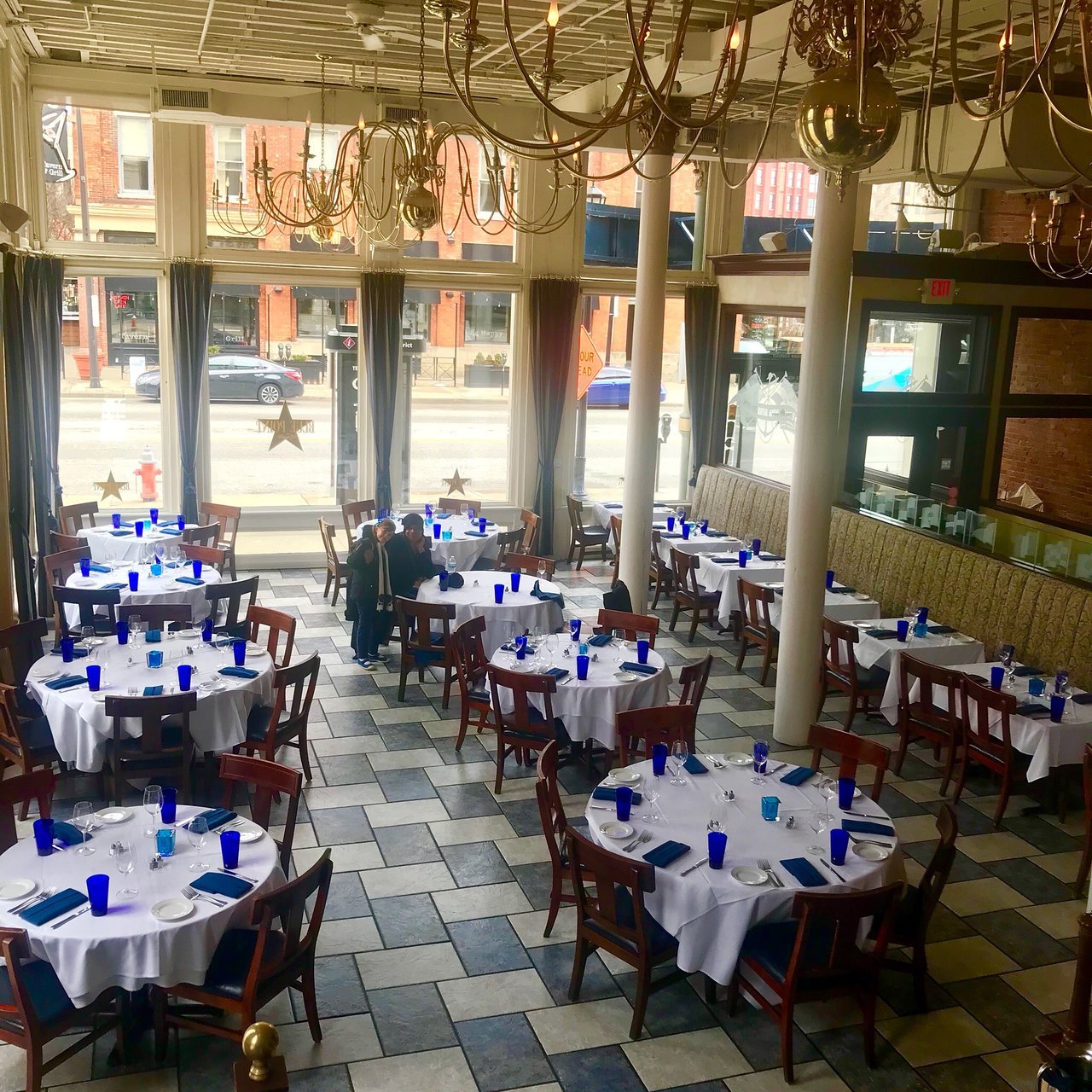 Blue Point Grille restaurant in Cleveland, United States