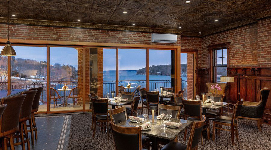 Oak Room, Restaurant in Essex