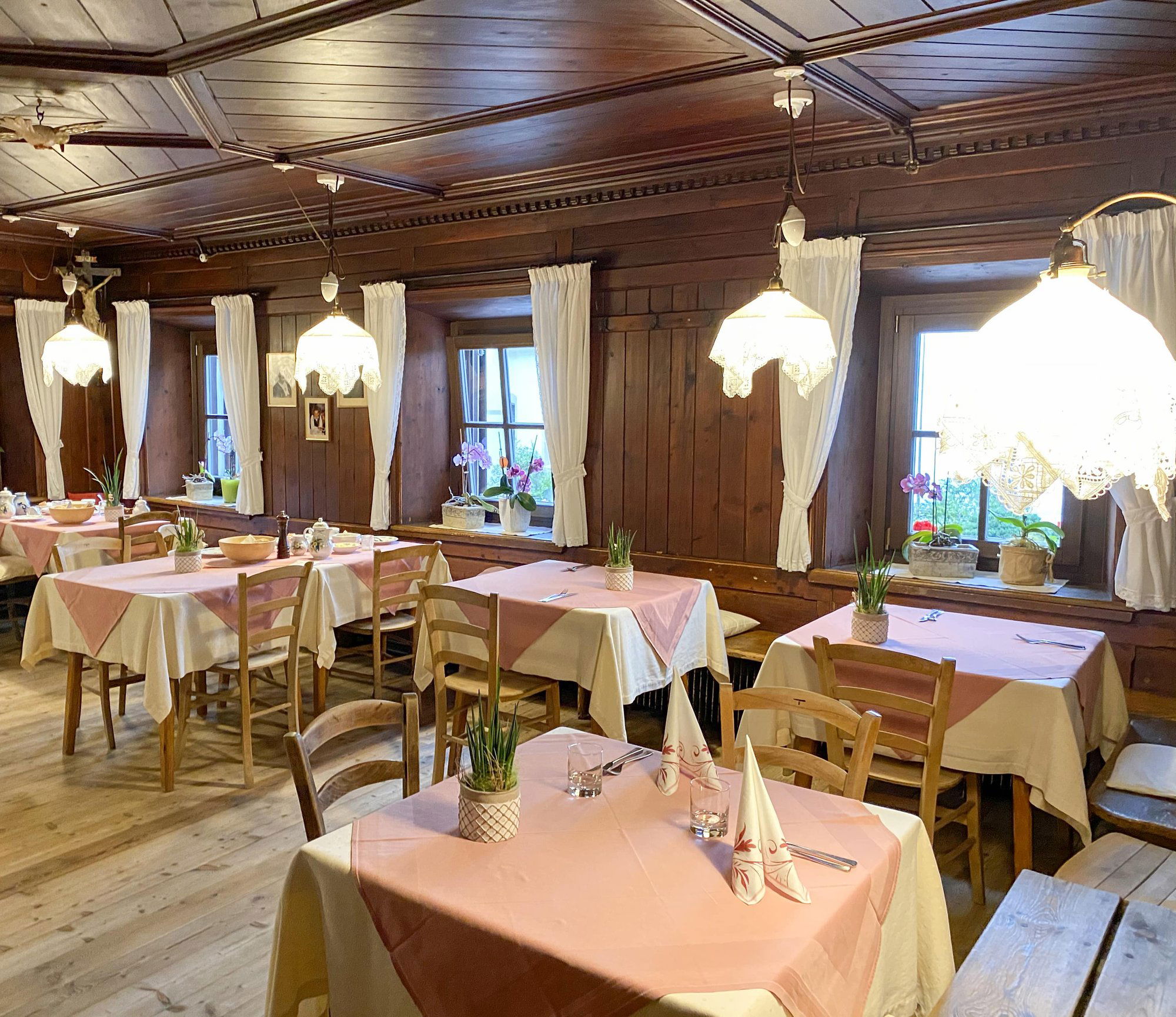 Signaterhof, Restaurant in Ritten