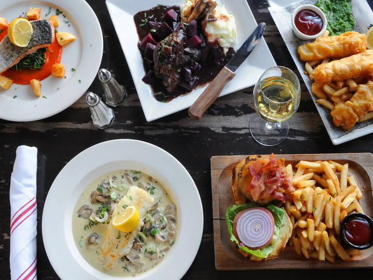 Apllada Greek Fusion Restaurant, Hamilton, Canada