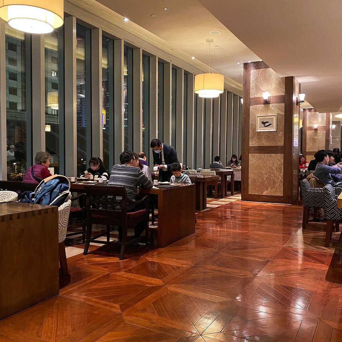 Tsuru, Shanghai, China