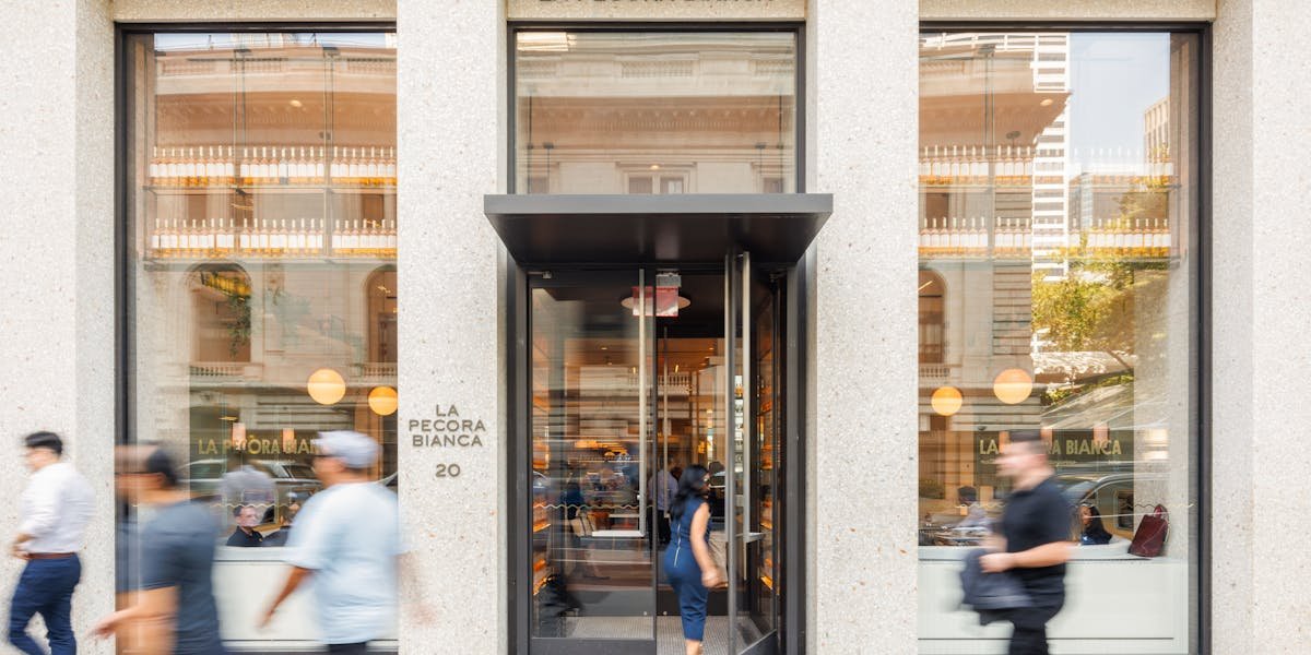 La Pecora Bianca Bryant Park restaurant in New York City, United States