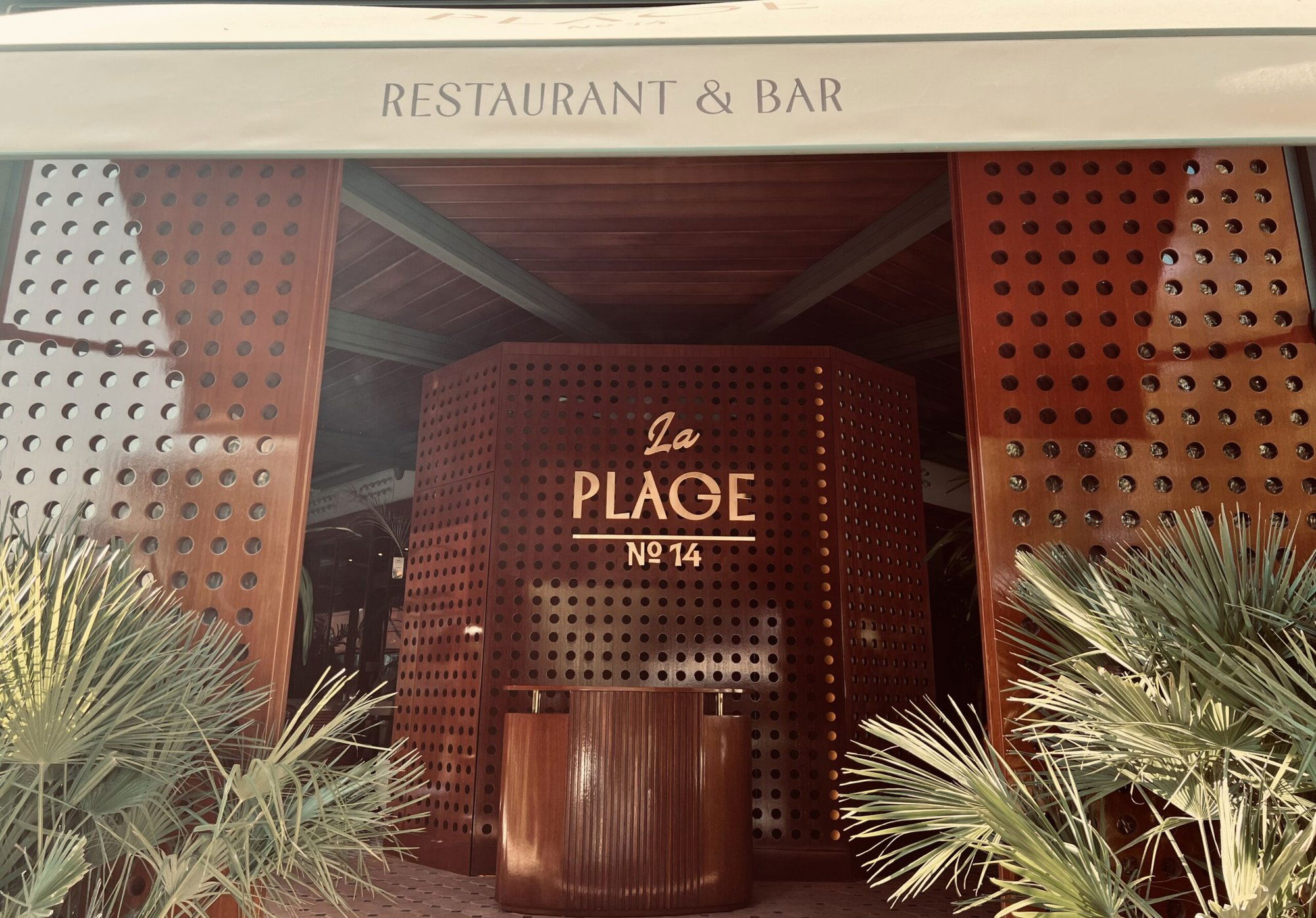 La Plage No.14, Restaurant in Istanbul