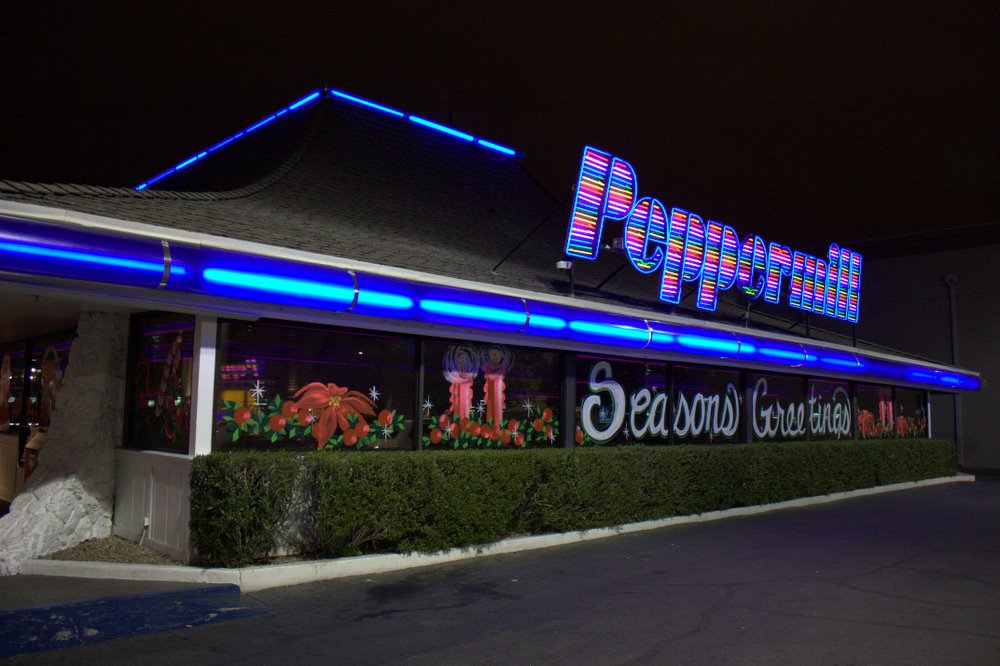 Peppermill Restaurant and Fireside Lounge