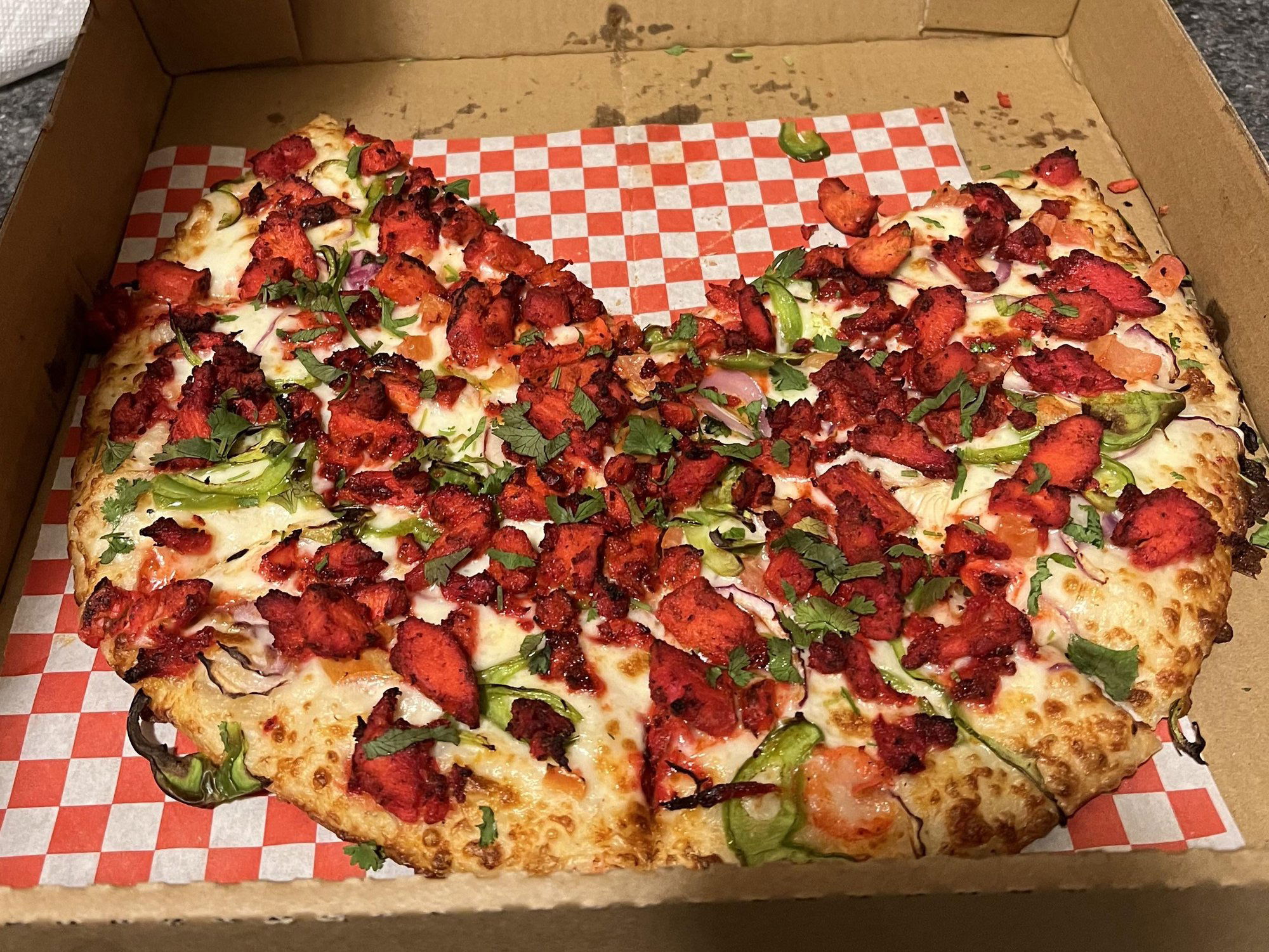 Mighty Munch Mtn Curry Pizza, Restaurant in Vancouver
