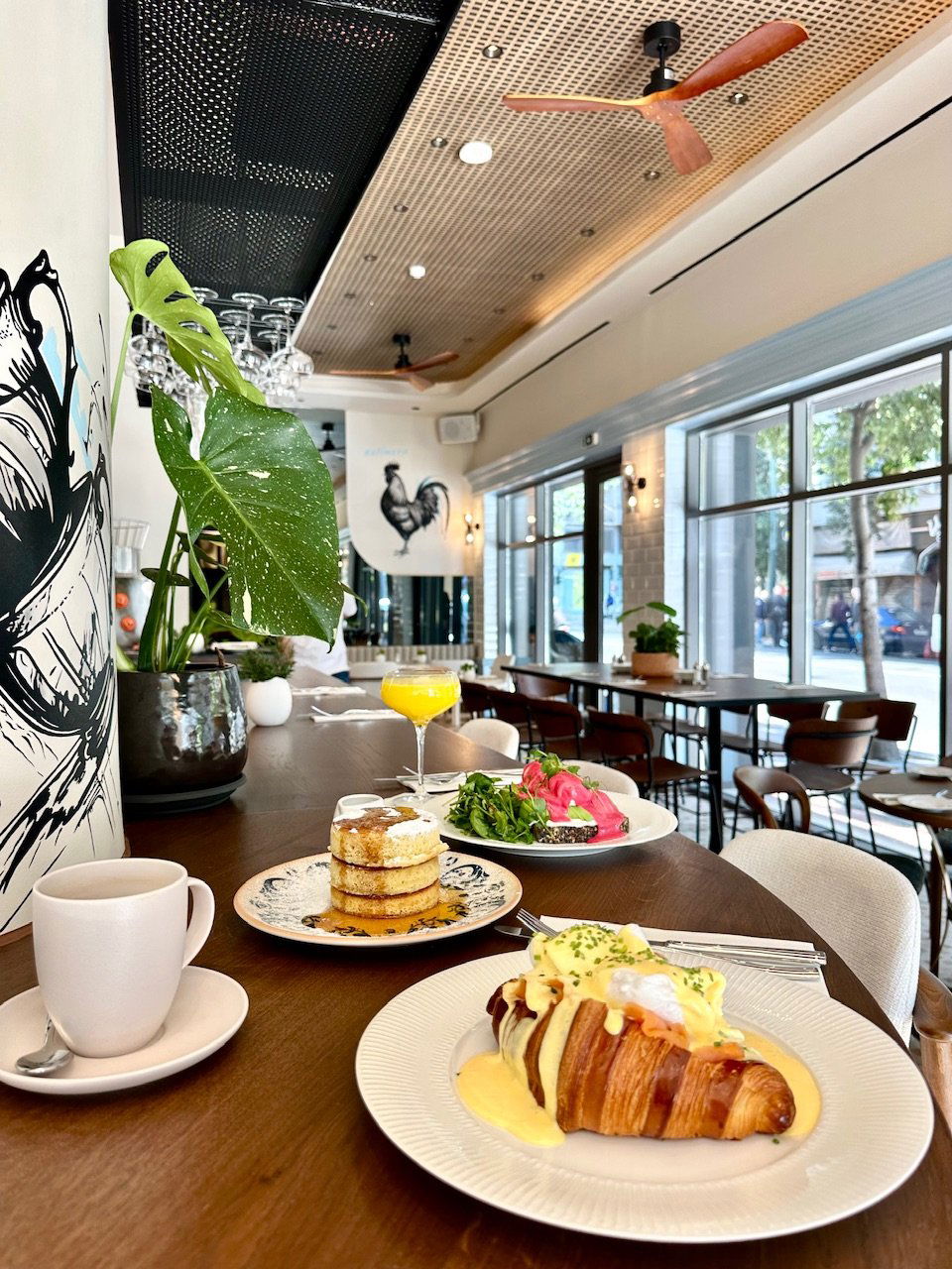 Benedict Athens, Restaurant in Athens