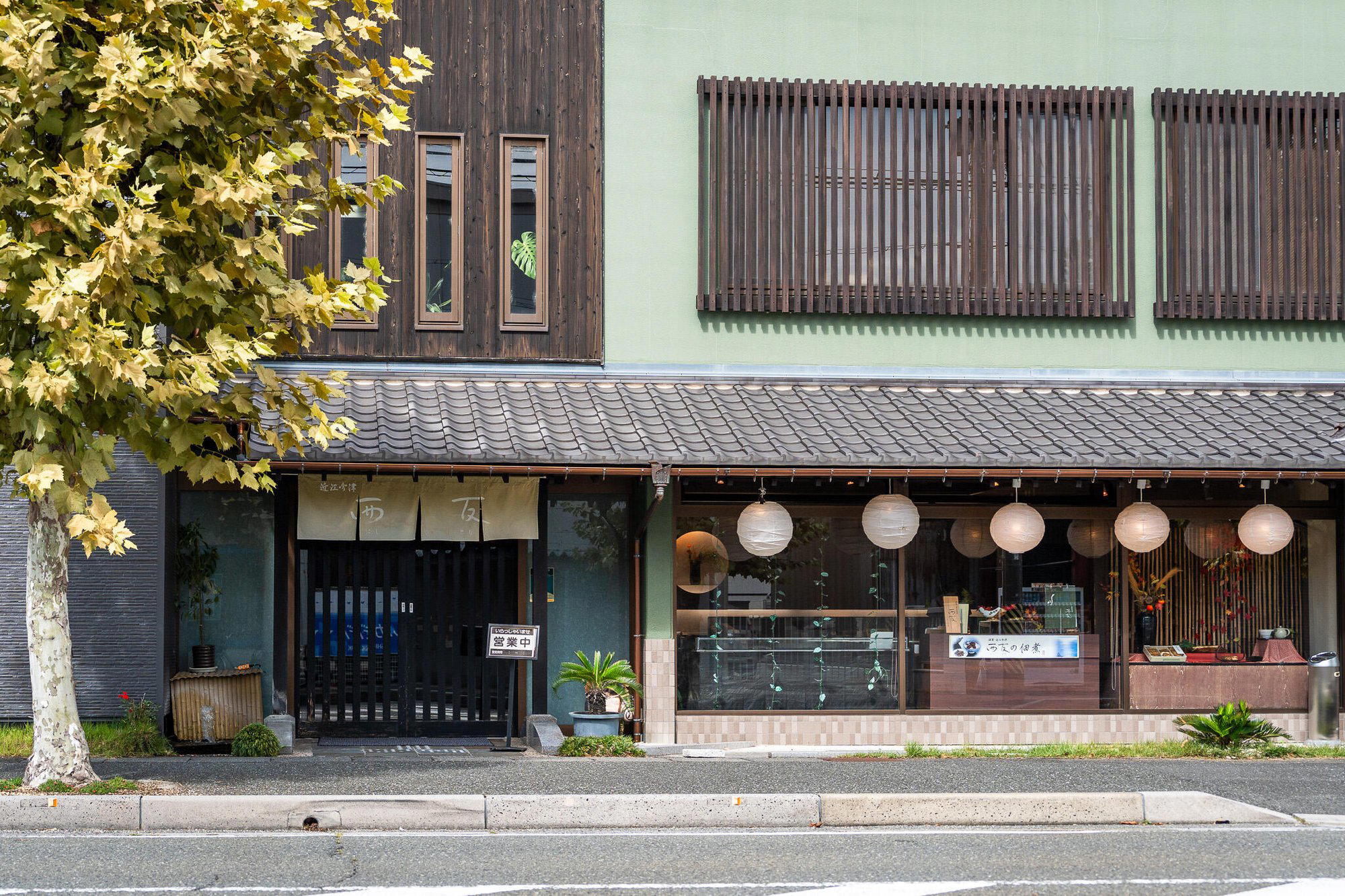 Nishitomo restaurant in Shiga