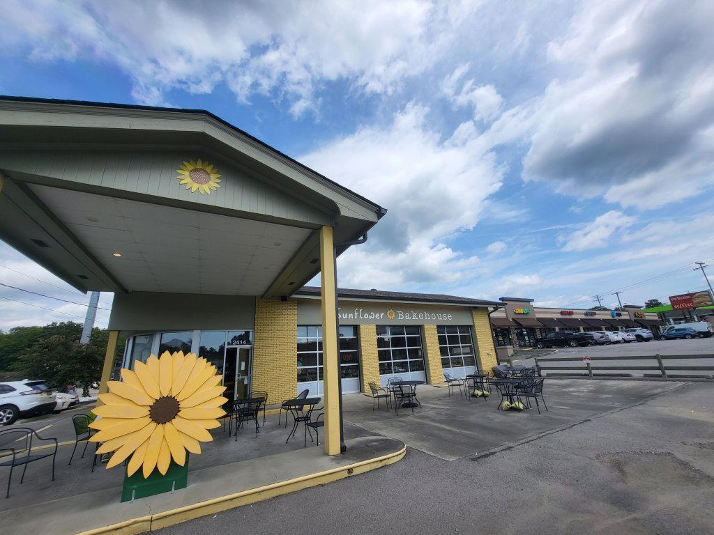 Sunflower Bakehouse restaurant in Nashville, United States