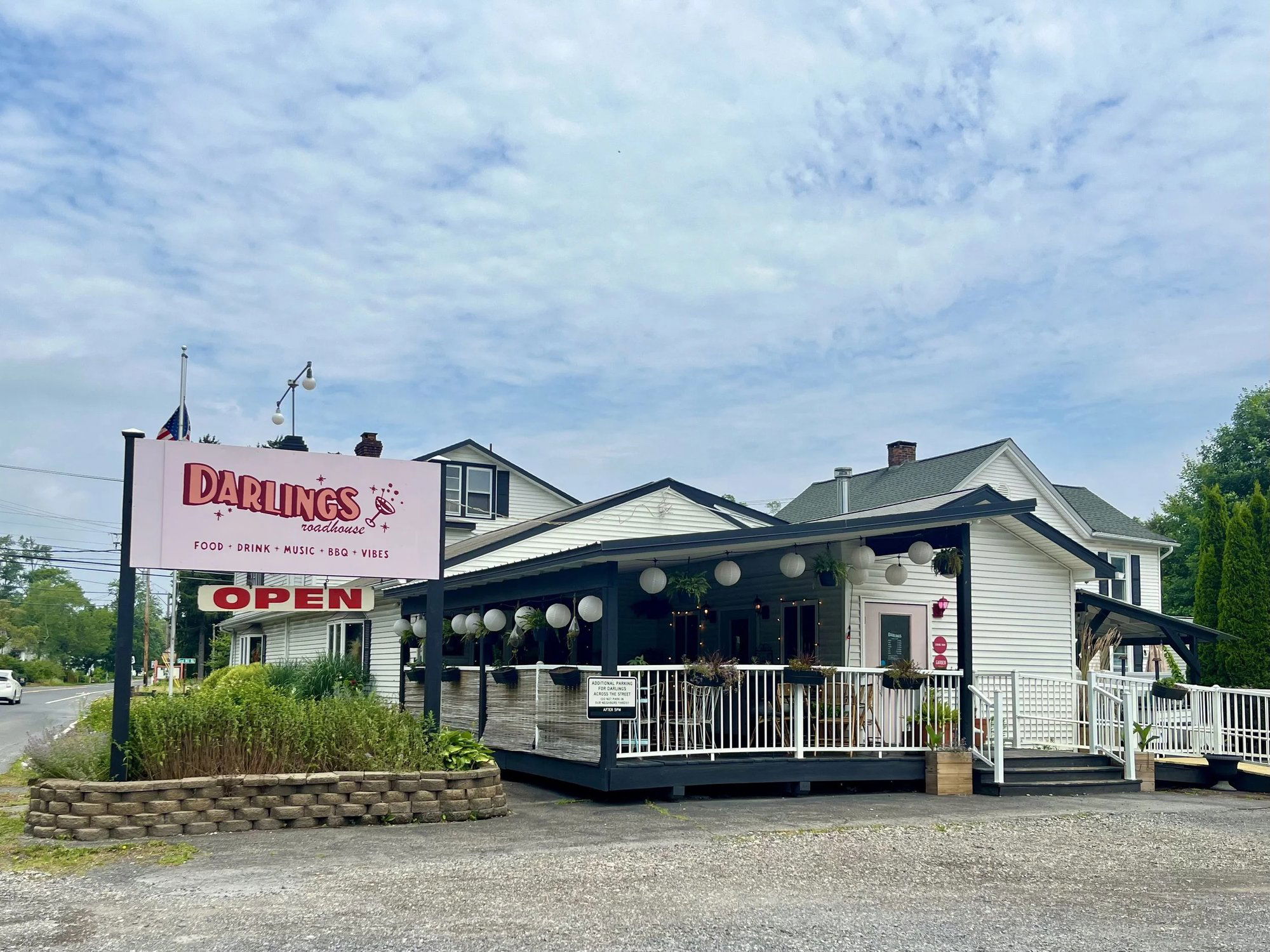 Darlings, Restaurant in Tillson